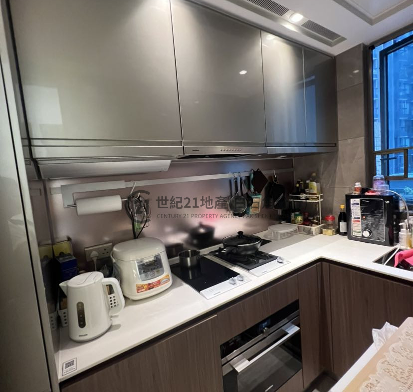 逸瓏灣8 2座 低層 K室 - 世紀21白石角分行 - 大埔區物業代理的權威百科 專營豪宅買賣