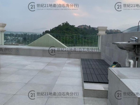 比華利山別墅 1期 湖景道 全幢 - 世紀21白石角分行 - 大埔區物業代理的權威百科 專營豪宅買賣