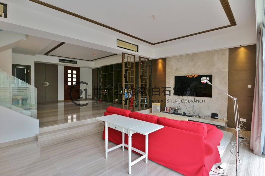 比華利山別墅 1期 湖景道 全幢 - 世紀21白石角分行 - 大埔區物業代理的權威百科 專營豪宅買賣