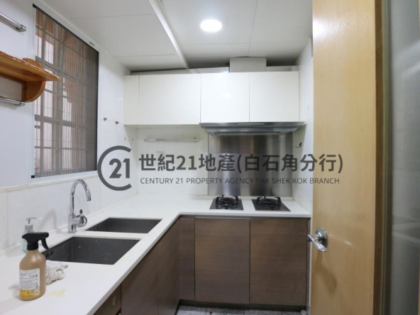 比華利山別墅 1期 溫莎道 全幢 - 世紀21白石角分行 - 大埔區物業代理的權威百科 專營豪宅買賣