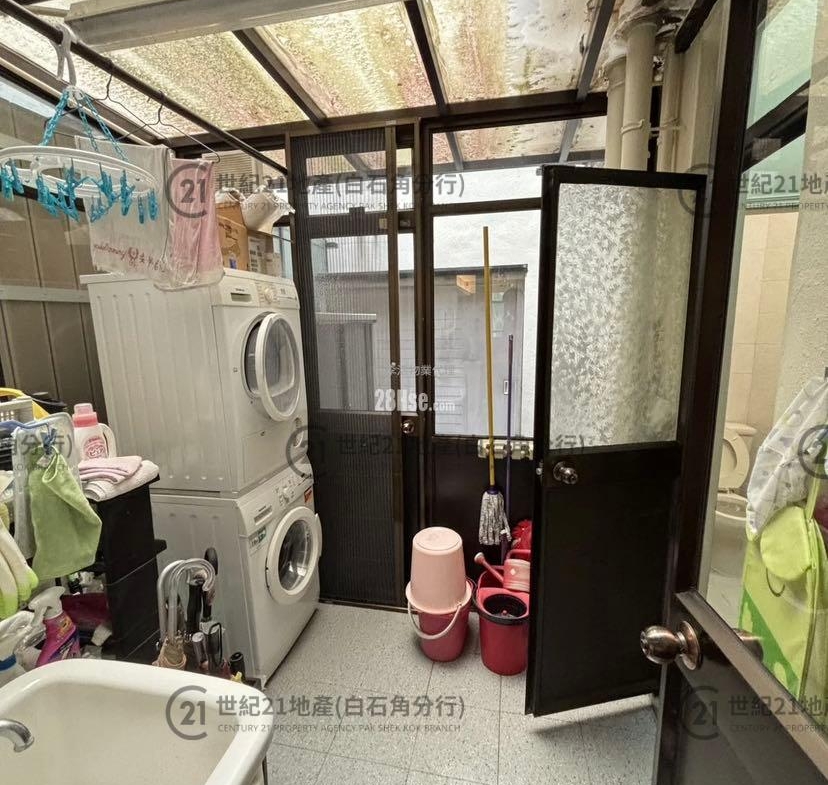 倚龍山莊 16座 低層 - 世紀21白石角分行 - 大埔區物業代理的權威百科 專營豪宅買賣