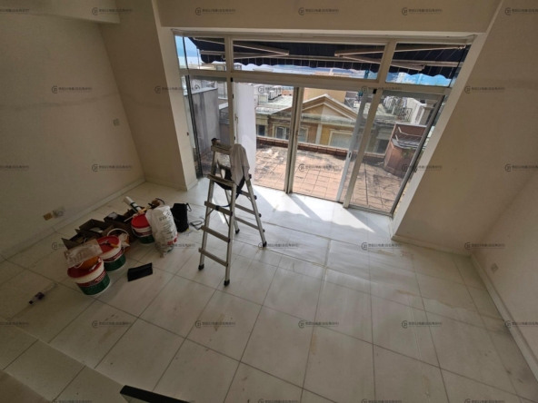 比華利山別墅 1期 湖景道 全幢 - 世紀21白石角分行 - 大埔區物業代理的權威百科 專營豪宅買賣