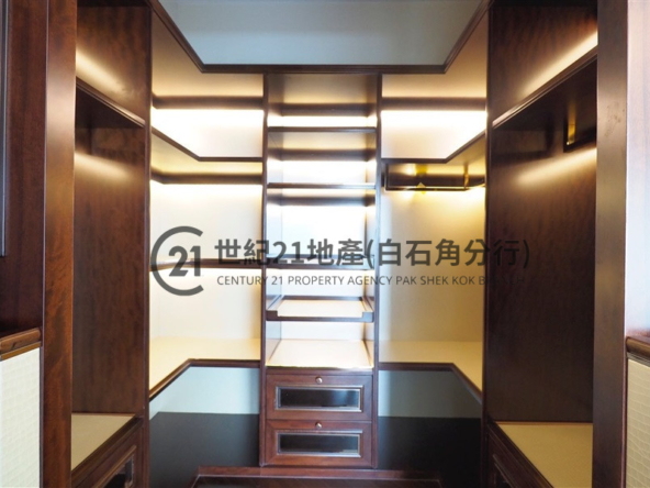 逸瓏灣I 01座 低層 B室 - 世紀21白石角分行 - 大埔區物業代理的權威百科 專營豪宅買賣