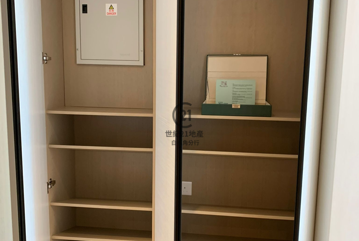 雲滙1期 3座 中層 B1室 - 世紀21白石角分行 - 大埔區物業代理的權威百科 專營豪宅買賣